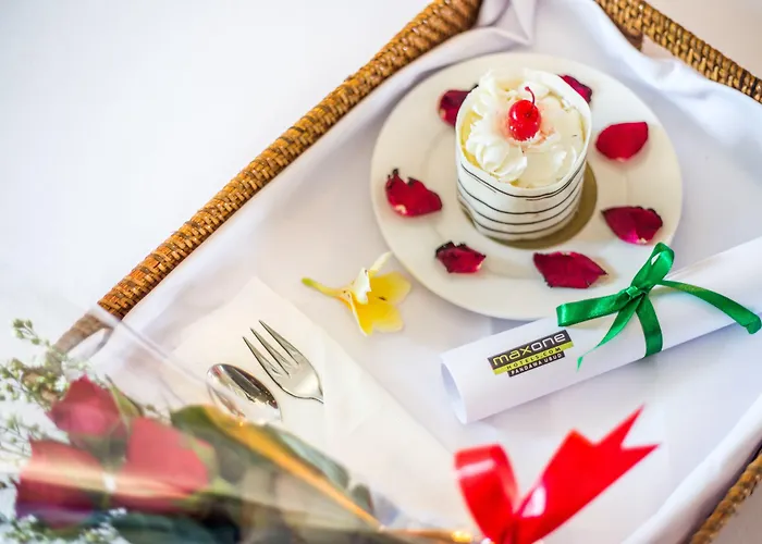 Maxonehotels At - Chse Certified Hotel
