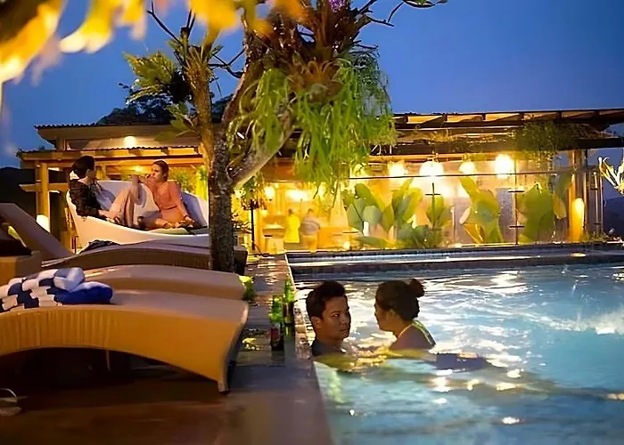 Maxonehotels At - Chse Certified Hotel