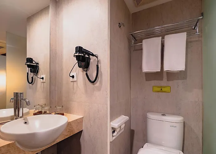 Otel Maxonehotels At - Chse Certified 3*